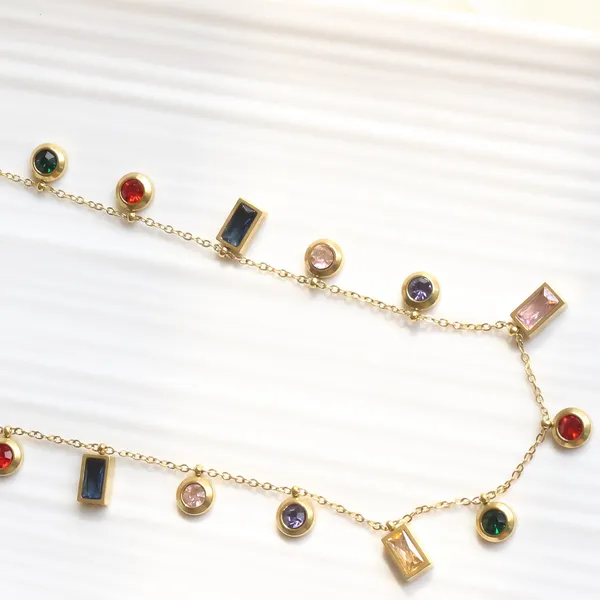Lily_Charm_Necklace