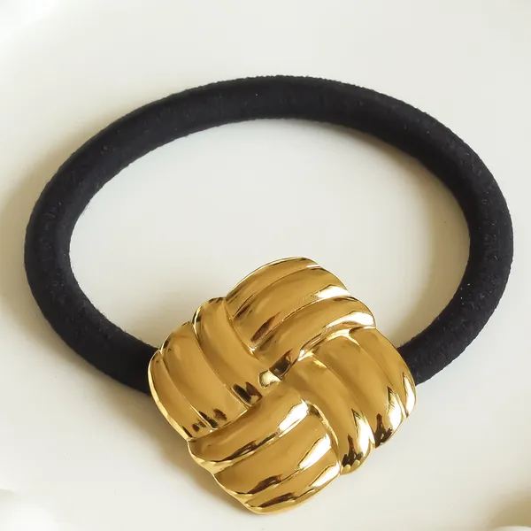 Cain_Hair_Tie