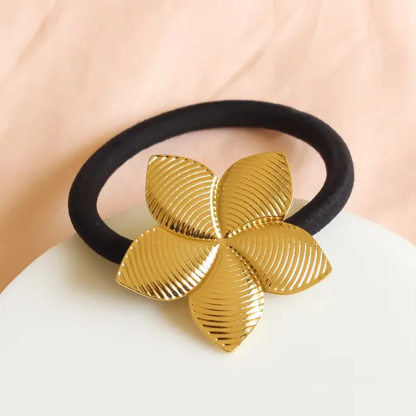 Ashlie_Hair_Tie