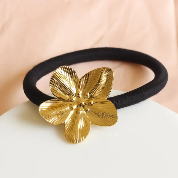 Flower_Hair_Tie