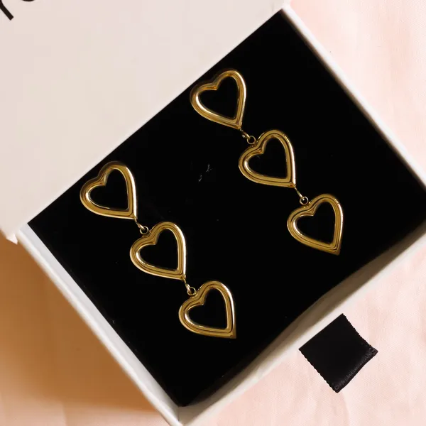 Lacy_Earrings_18K_Gold_Plated