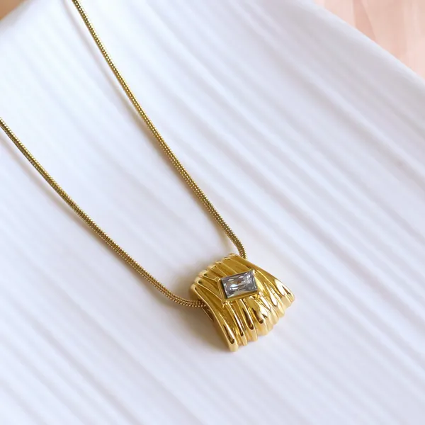 Dalma_Necklace