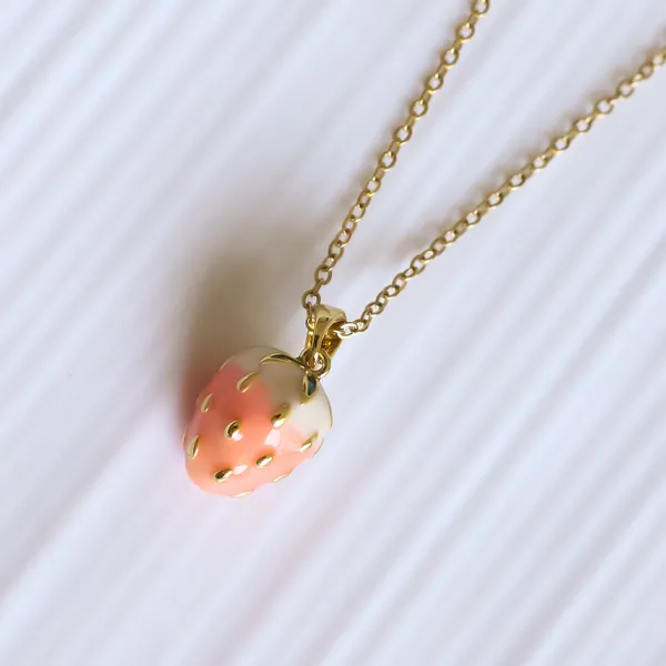 Strawberry_Necklace