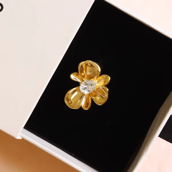 Metallic_Flower_Ring_Adjustable