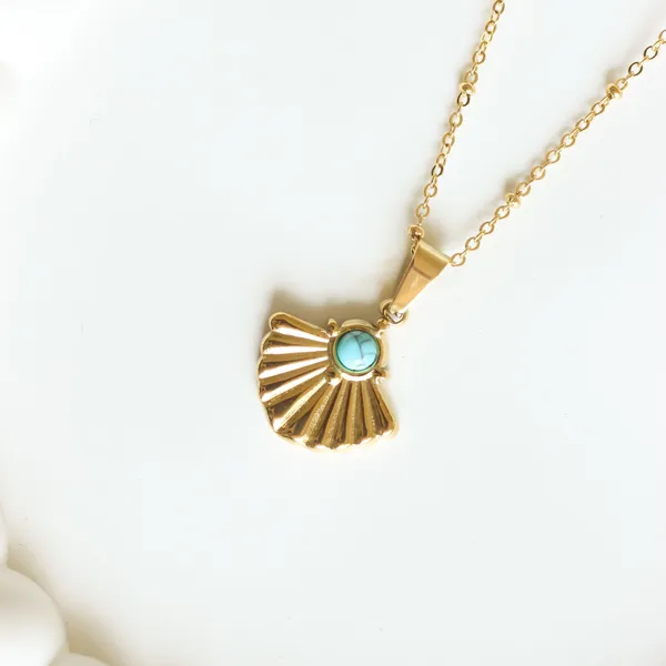 Gold_Shell_Necklace
