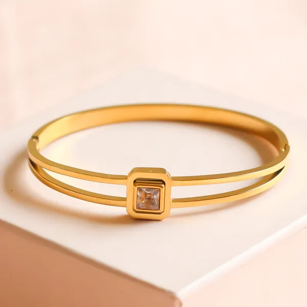 White_Stone_Bracelet