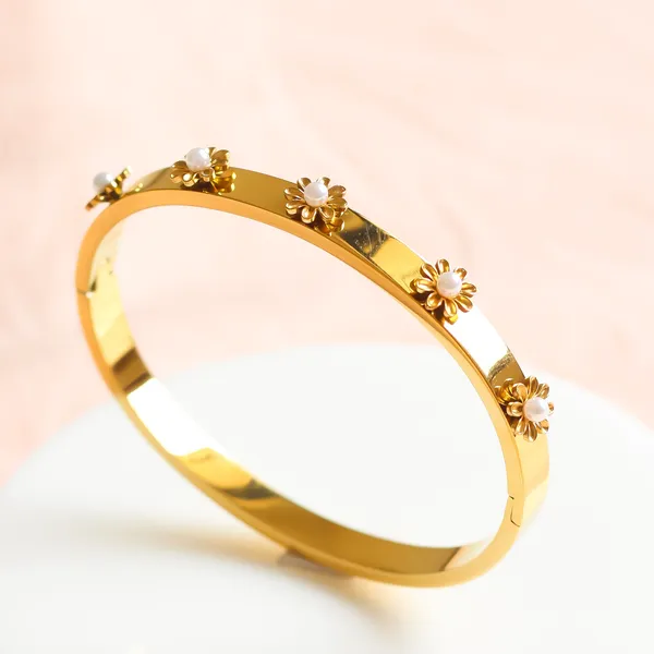 Flower_Bead_Bracelet