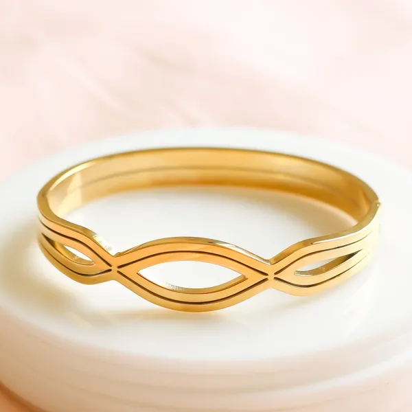 Swirl_Bracelet