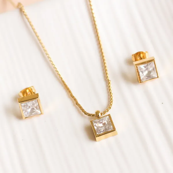 White_Stone_Set_Set_Of_2