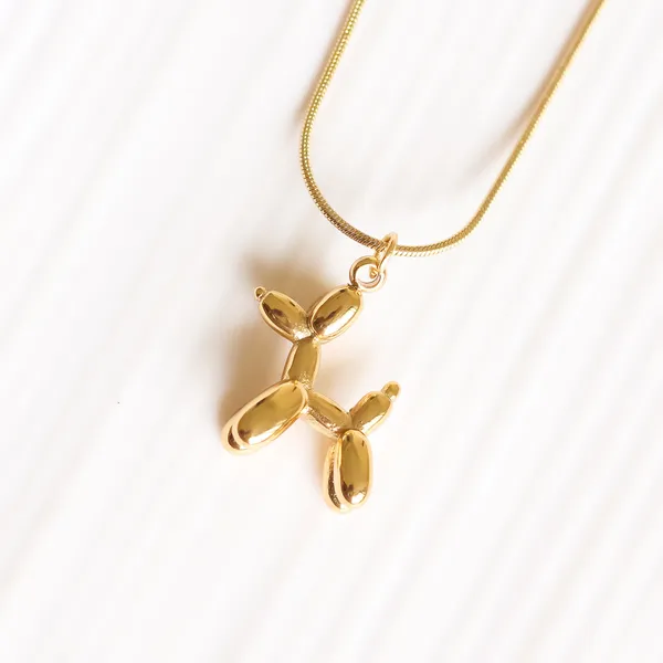 Balloon_Dog_Pendant_Necklace