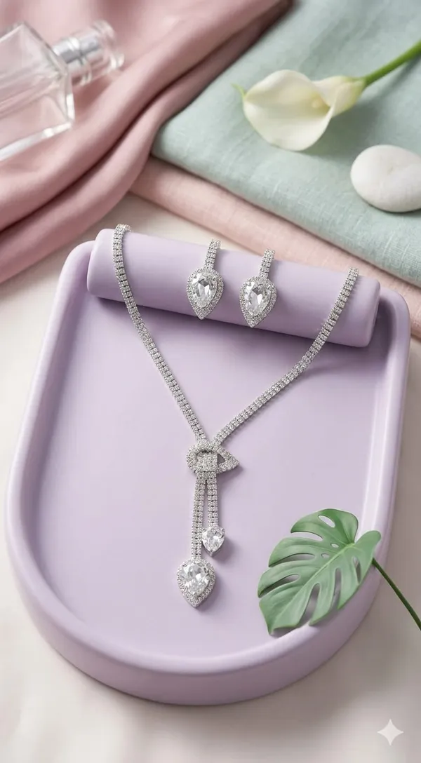Silver_Metal_American_Diamond_Heart_Drop_Necklace_Set_For_Women