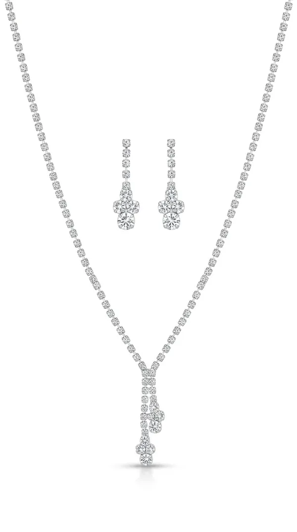 Silver_Metal_American_Diamond_Necklace_Set_For_Women