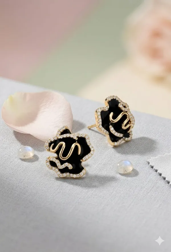 Black_Gold_Metal_Floral_Stud_Earrings_For_Women