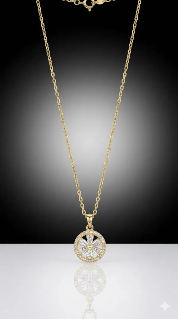 Gold_Metal_Round_Crystal_Pendant_Necklace_For_Women