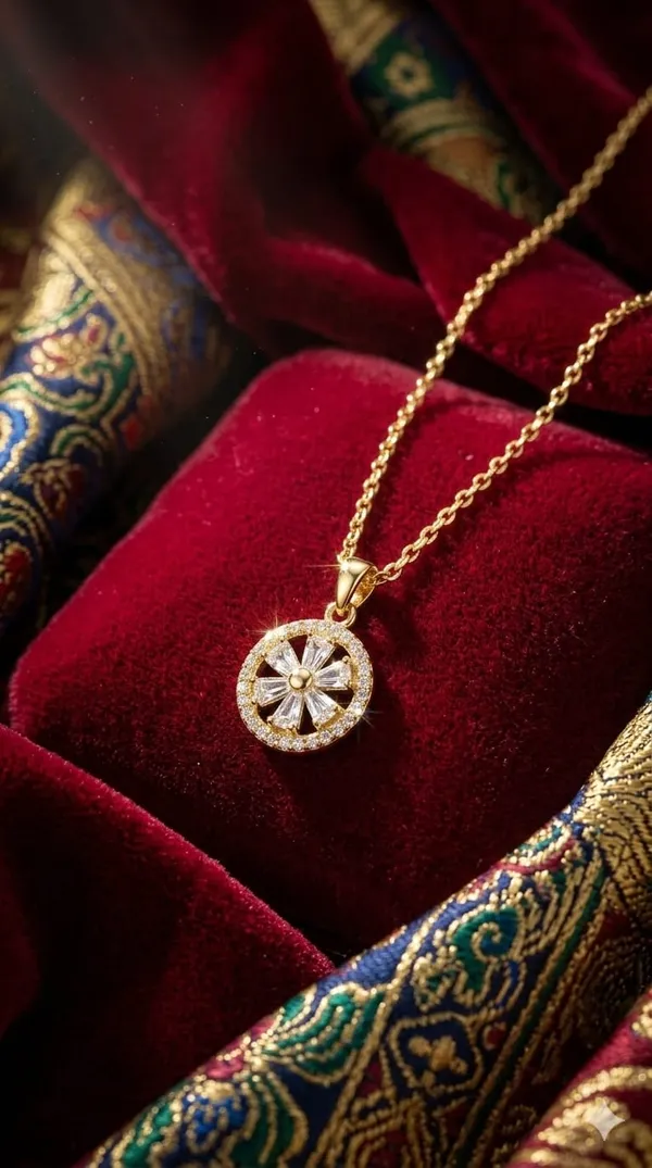 Gold_Metal_Round_Crystal_Pendant_Necklace_For_Women
