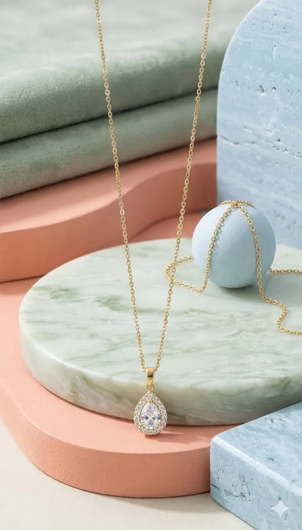 Gold_Metal_Teardrop_Crystal_Pendant_Necklace_For_Women