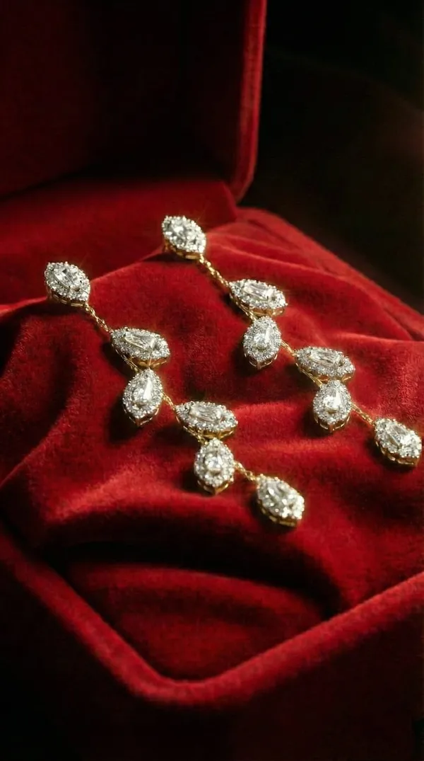 Gold_Metal_Crystal_Leaf_Cascading_Drop_Earrings_For_Women