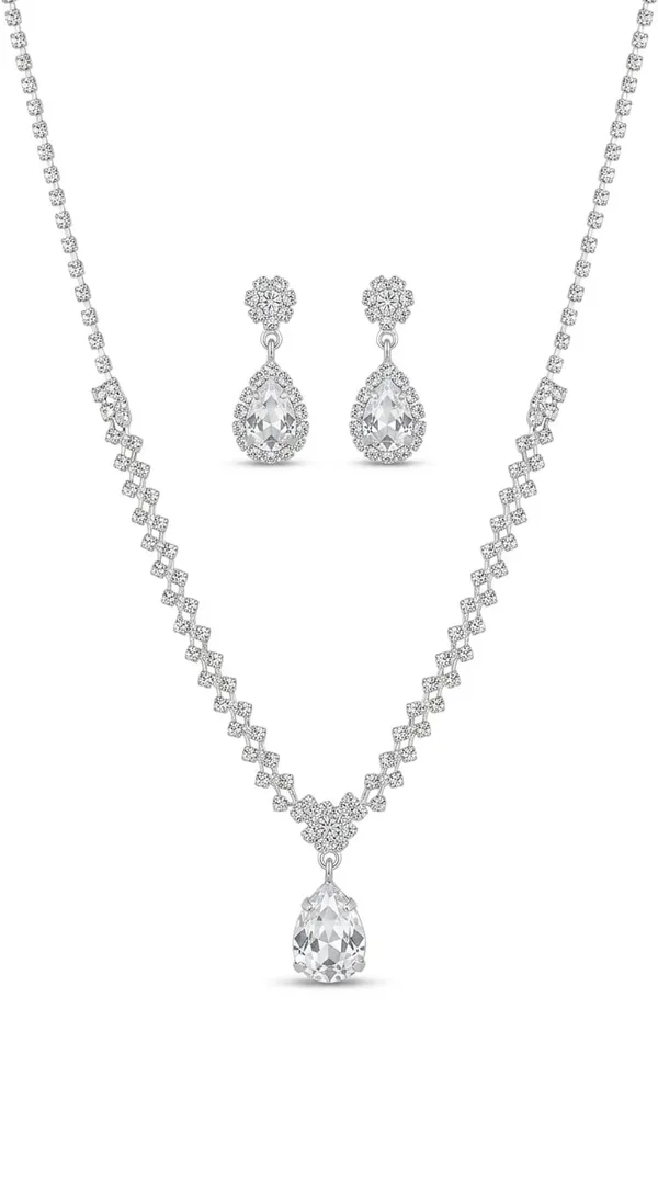 Silver_Metal_American_Diamond_Floral_Teardrop_Necklace_Set_For_Women