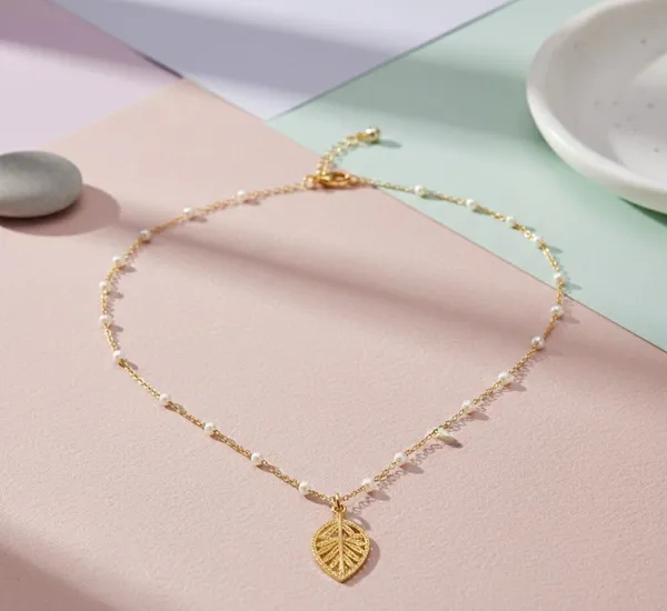 Gold_White_Metal_Pearl_Beaded_Leaf_Pendant_Necklace_For_Women