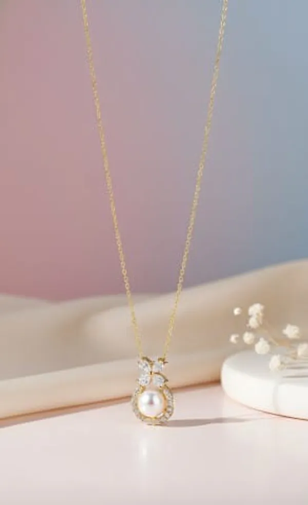 Gold_Metal_Pearl_Halo_Crystal_Pendant_Necklace_For_Women__Pack_of_2