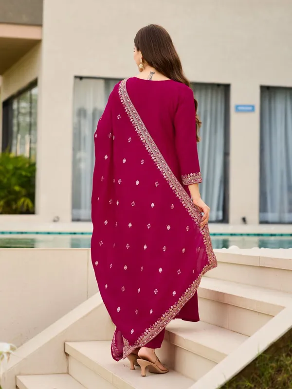 Magenta_Pink_Premium_And_Fancy_Design_CP_Vichitra_Silk_Kurti_Set_For_Women