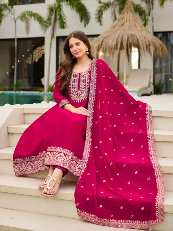 Magenta_Pink_Premium_And_Fancy_Design_CP_Vichitra_Silk_Kurti_Set_For_Women