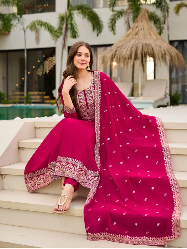 Magenta_Pink_Premium_And_Fancy_Design_CP_Vichitra_Silk_Kurti_Set_For_Women