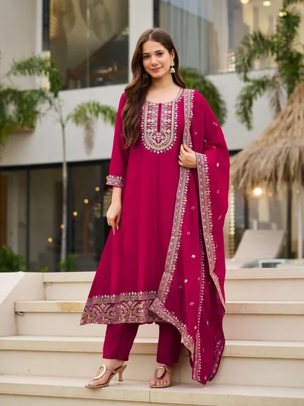 Magenta_Pink_Premium_And_Fancy_Design_CP_Vichitra_Silk_Kurti_Set_For_Women