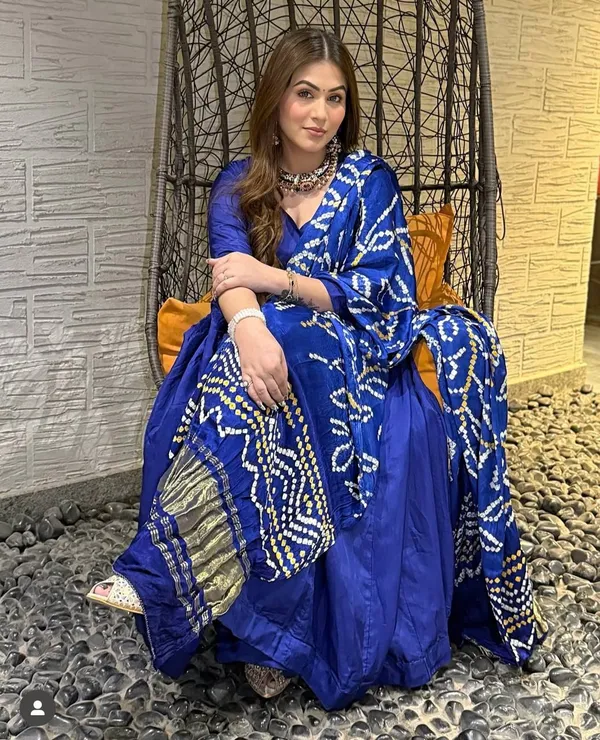 Blue_Premium_And_Fancy_Design_Chinon_Silk_Anarkali_Gown_Set_For_Women