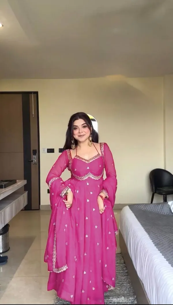 Pink_Premium_And_Fancy_Design_Heavy_Faux_Georgette_Suit_Set_For_Women