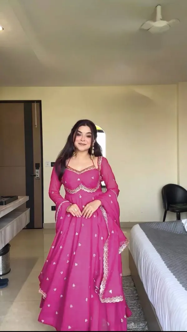Pink_Premium_And_Fancy_Design_Heavy_Faux_Georgette_Suit_Set_For_Women