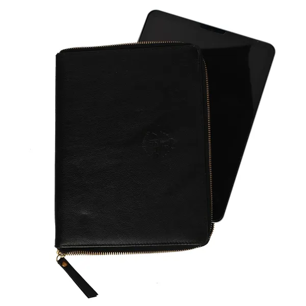 Leather_Zippered_Tablet_Sleeve