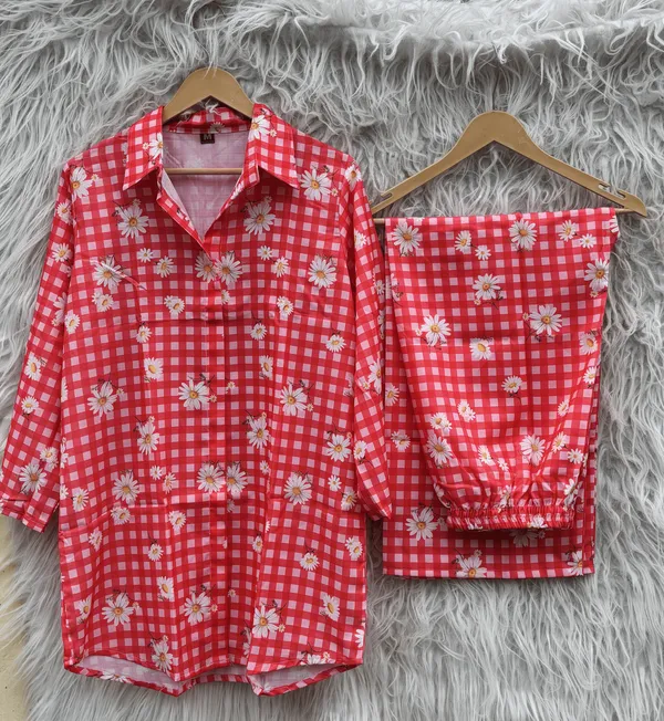 Red_Floral_Print_Shirt_And_Shorts_Set_For_Women