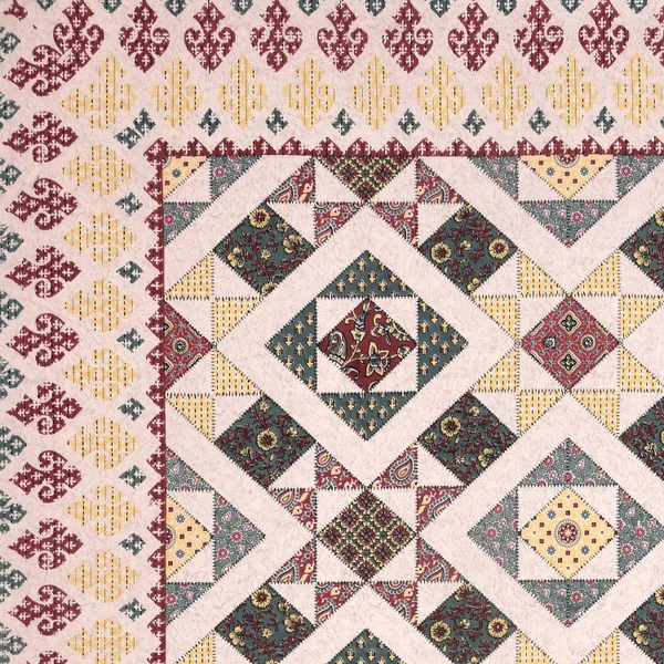 Pink_And_Red_Cotton_Feel_Geometric_Print_Bedding_Set_95_X_108_Inch