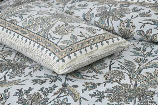 Green_Cotton_Feel_Printed_Pillow_Cover_100_X_108_Inch
