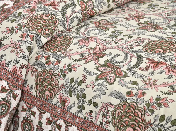 Pink_And_Green_Cotton_Feel_Printed_Pillow_Cover_100_X_108_Inch