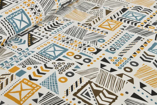 Multicolour_Cotton_Feel_Geometric_Print_Bedding_Set_108_X_108_Inch