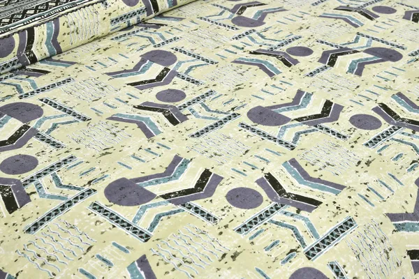 Gray_And_Blue_Cotton_Feel_Geometric_Print_Bedsheet_108_X_108_Inch