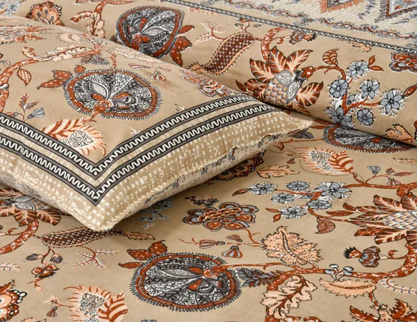 Brown_And_Beige_Cotton_Feel_Printed_Bedding_Set_100_X_108_Inch