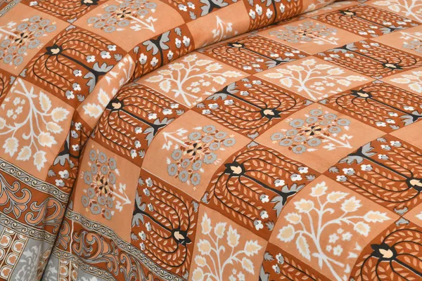 Rust_And_Orange_Cotton_Feel_Printed_Bedding_Set_108_X_108_Inch