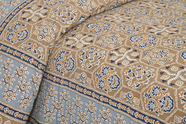 Beige__Cotton_Feel_Geometric_Print_Bedding_Set_100_X_108_Inch