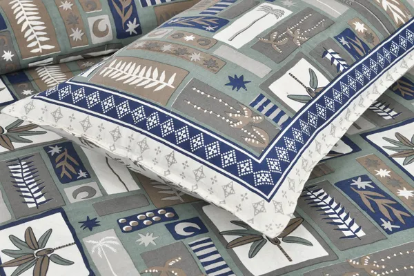 Blue_And_Gray__Cotton_Feel_Geometric_Print_Bedding_Set_108_X_108_Inch