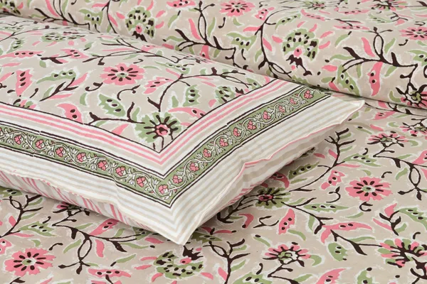 Multicolour_Cotton_Feel_Printed_Bedding_Set_108_X_108_Inch
