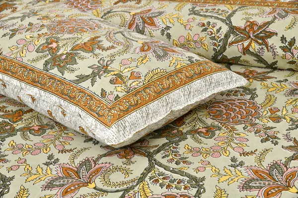 Green_Cotton_Feel_Printed_Bedding_Set_100_X_108_Inch
