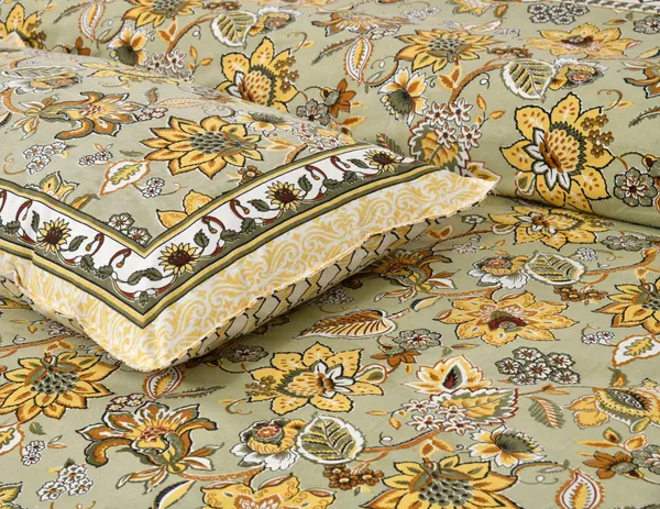 Yellow_Cotton_Feel_Printed_Bedding_Set_100_X_108_Inch