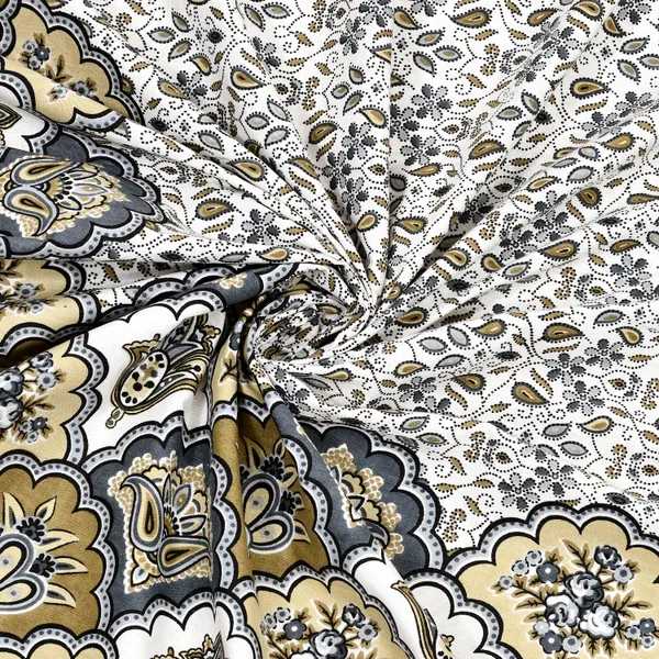 Gray_And_Yellow_Cotton_Feel_Printed_Bedding_Set_108_X_108_Inch