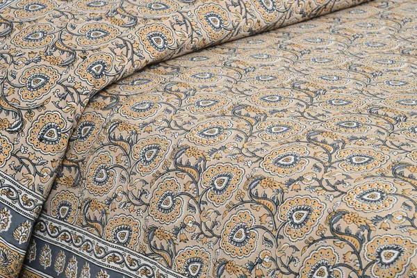 Multicolour_Cotton_Feel_Printed_Bedding_Set_108_X_108_Inch