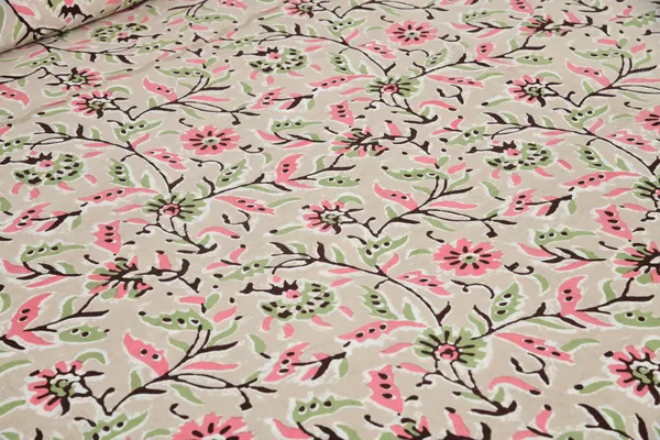 Multicolour_Cotton_Feel_Printed_Bedding_Set_108_X_108_Inch