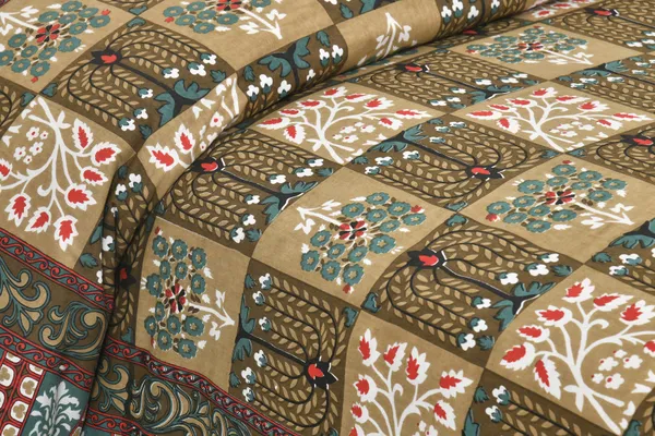 Multicolour_Cotton_Feel_Patchwork_Bedding_Set_108_X_108_Inch