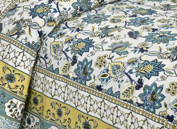 Blue_Cotton_Feel_Printed_Bedsheet_100_X_108_Inch